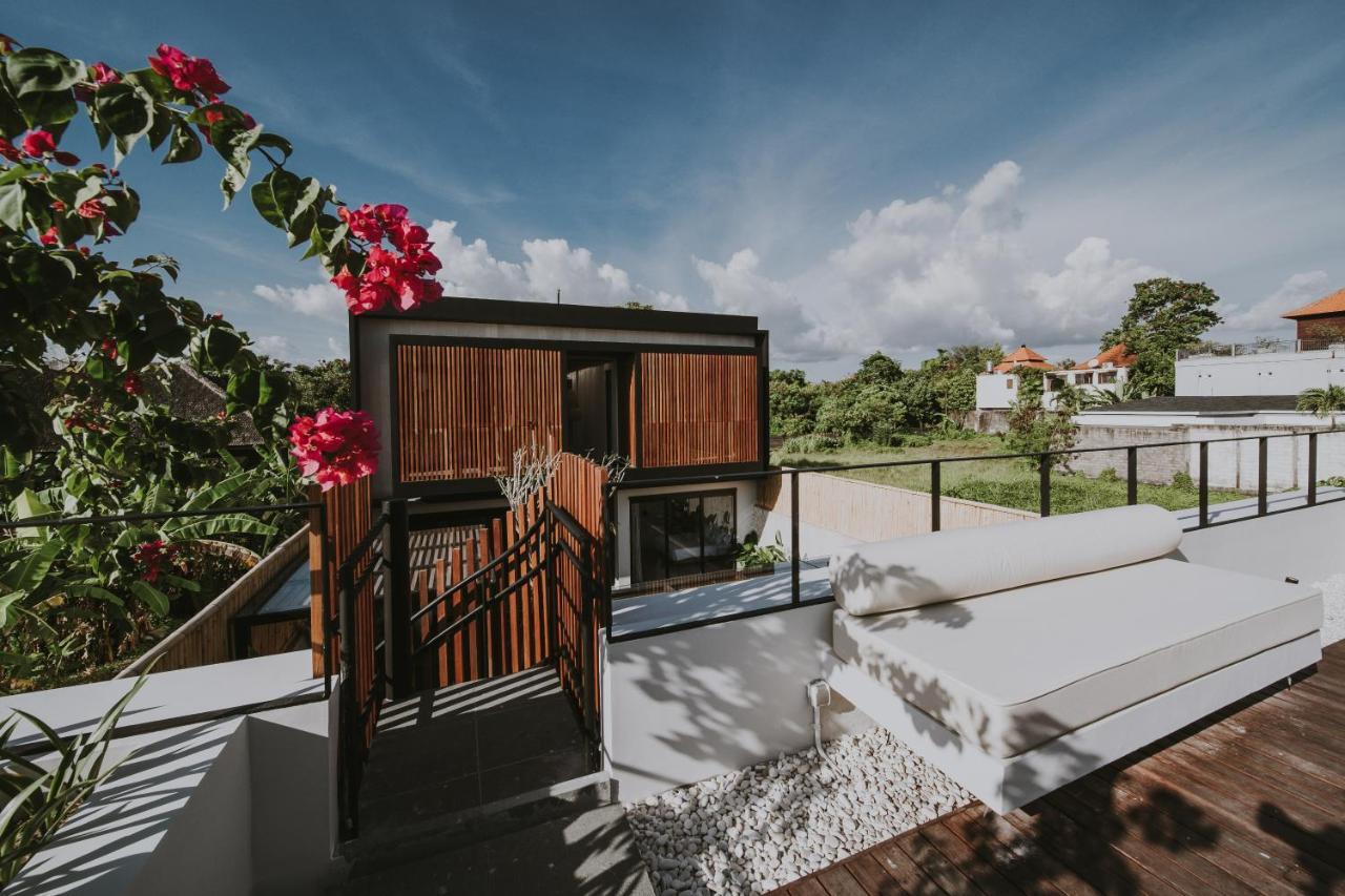 New 4 Bedroom 5 Min Walk To Berawa Beach Enclosed Livng Canggu  Luaran gambar