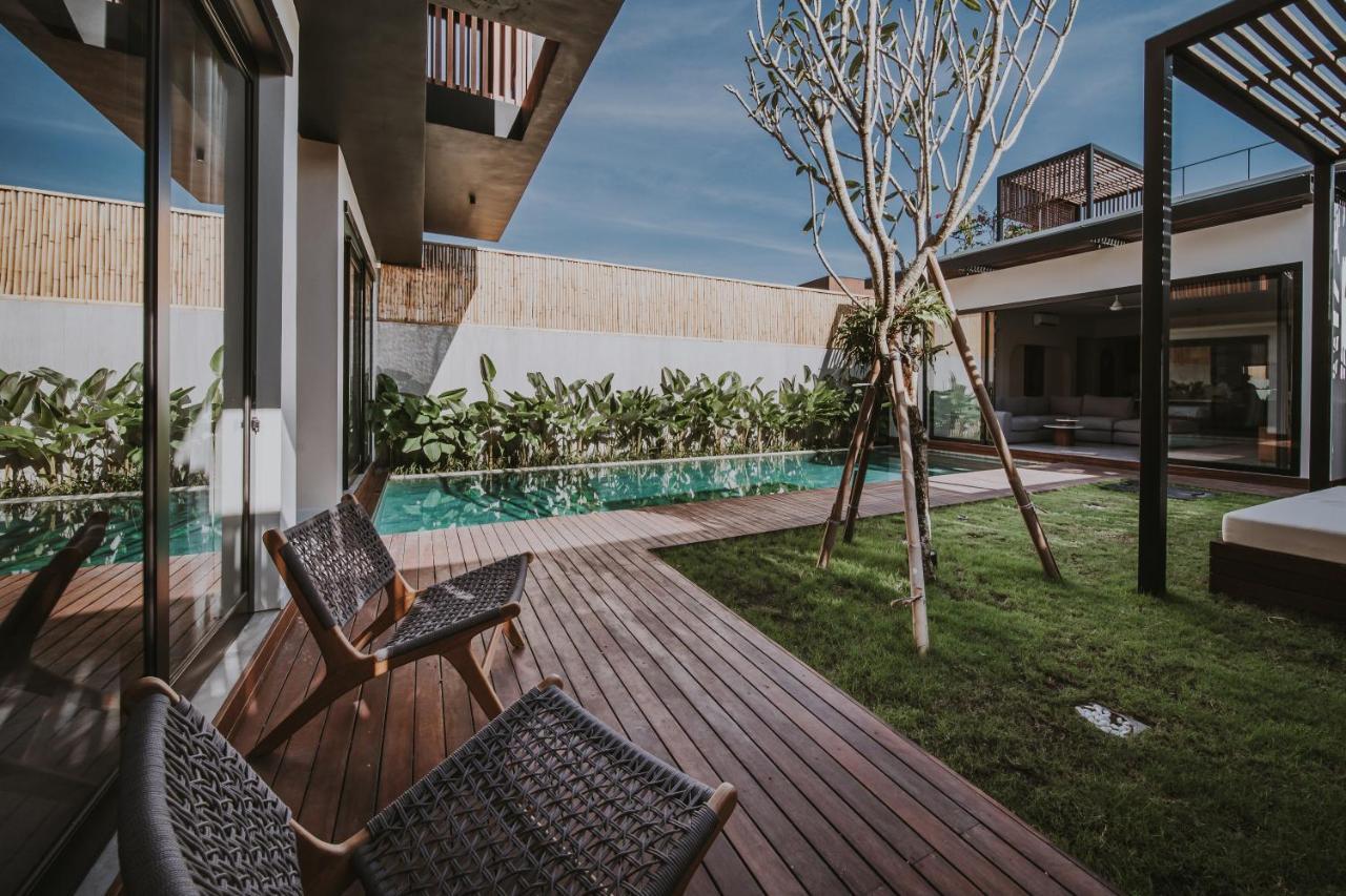 New 4 Bedroom 5 Min Walk To Berawa Beach Enclosed Livng Canggu  Luaran gambar