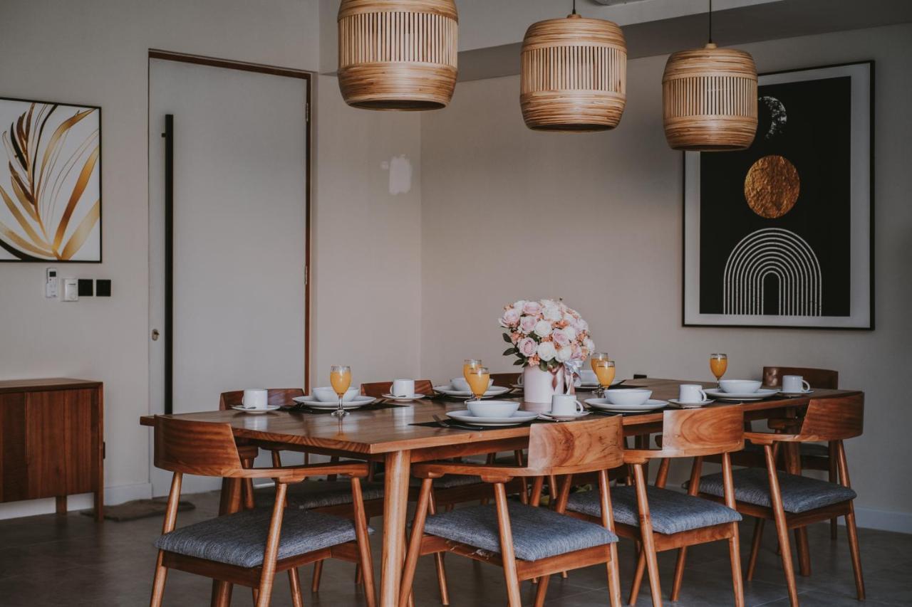 New 4 Bedroom 5 Min Walk To Berawa Beach Enclosed Livng Canggu  Luaran gambar