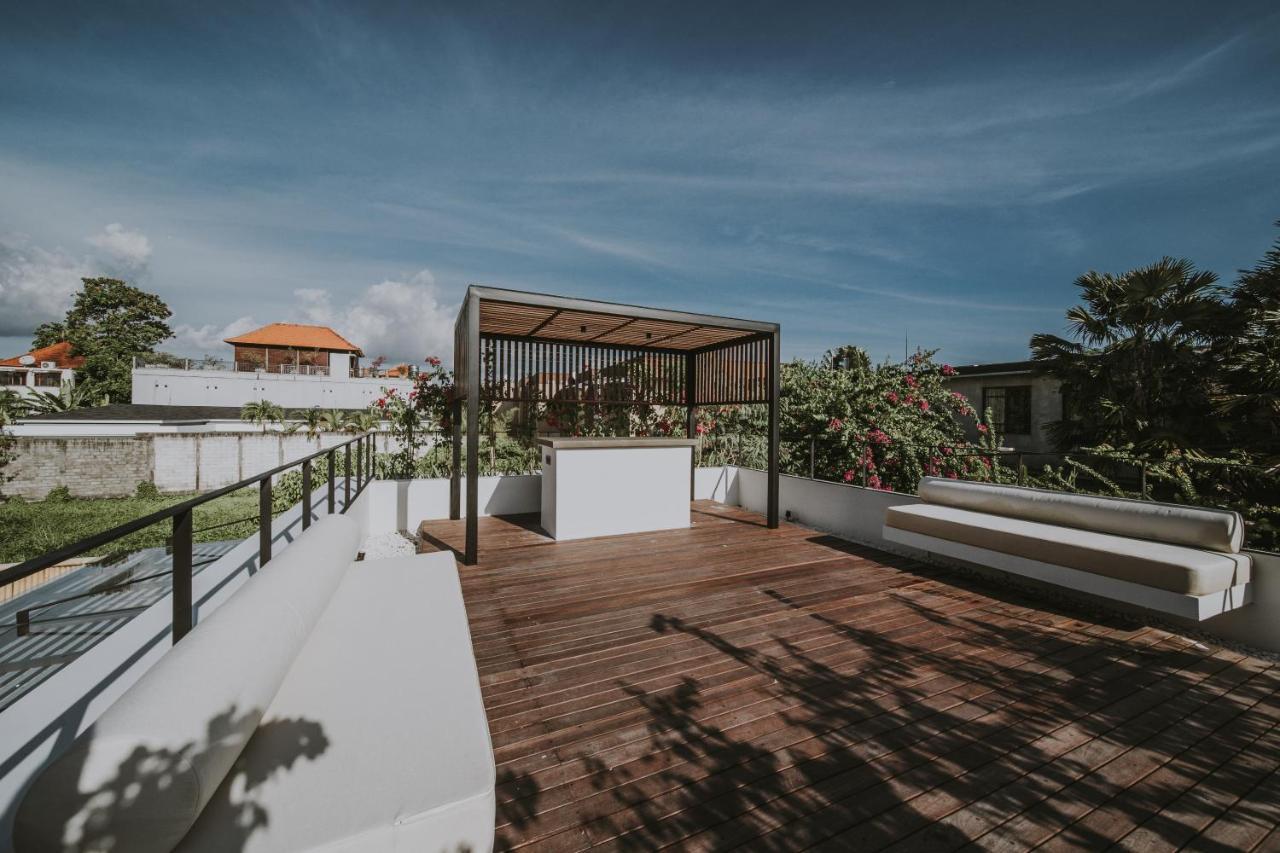 New 4 Bedroom 5 Min Walk To Berawa Beach Enclosed Livng Canggu  Luaran gambar