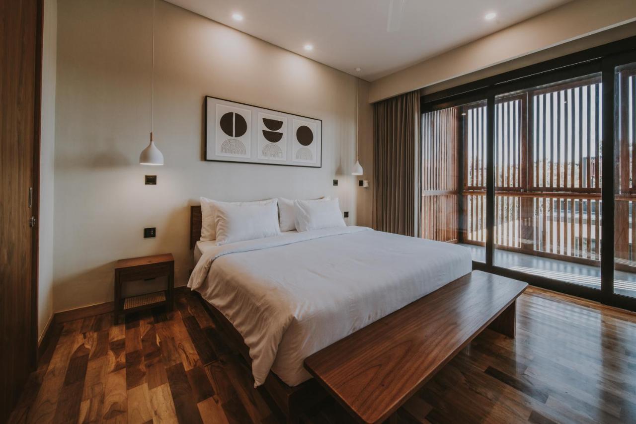 New 4 Bedroom 5 Min Walk To Berawa Beach Enclosed Livng Canggu  Luaran gambar