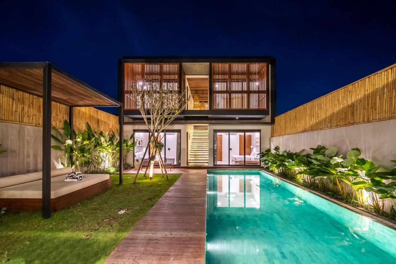New 4 Bedroom 5 Min Walk To Berawa Beach Enclosed Livng Canggu  Luaran gambar