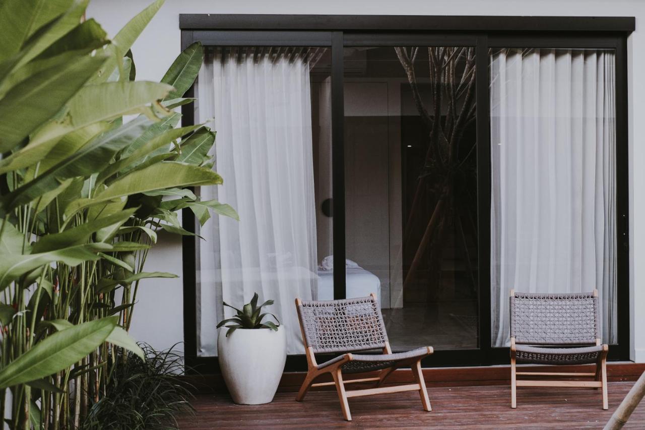 New 4 Bedroom 5 Min Walk To Berawa Beach Enclosed Livng Canggu  Luaran gambar