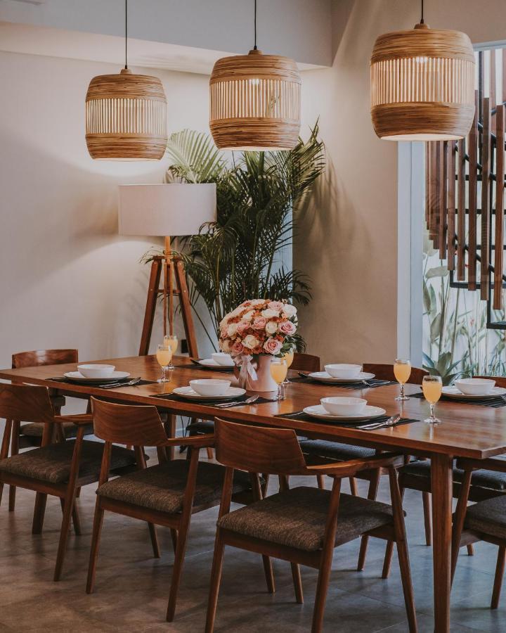New 4 Bedroom 5 Min Walk To Berawa Beach Enclosed Livng Canggu  Luaran gambar
