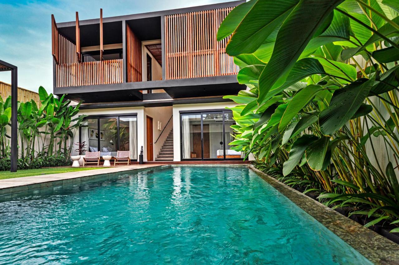 New 4 Bedroom 5 Min Walk To Berawa Beach Enclosed Livng Canggu  Luaran gambar